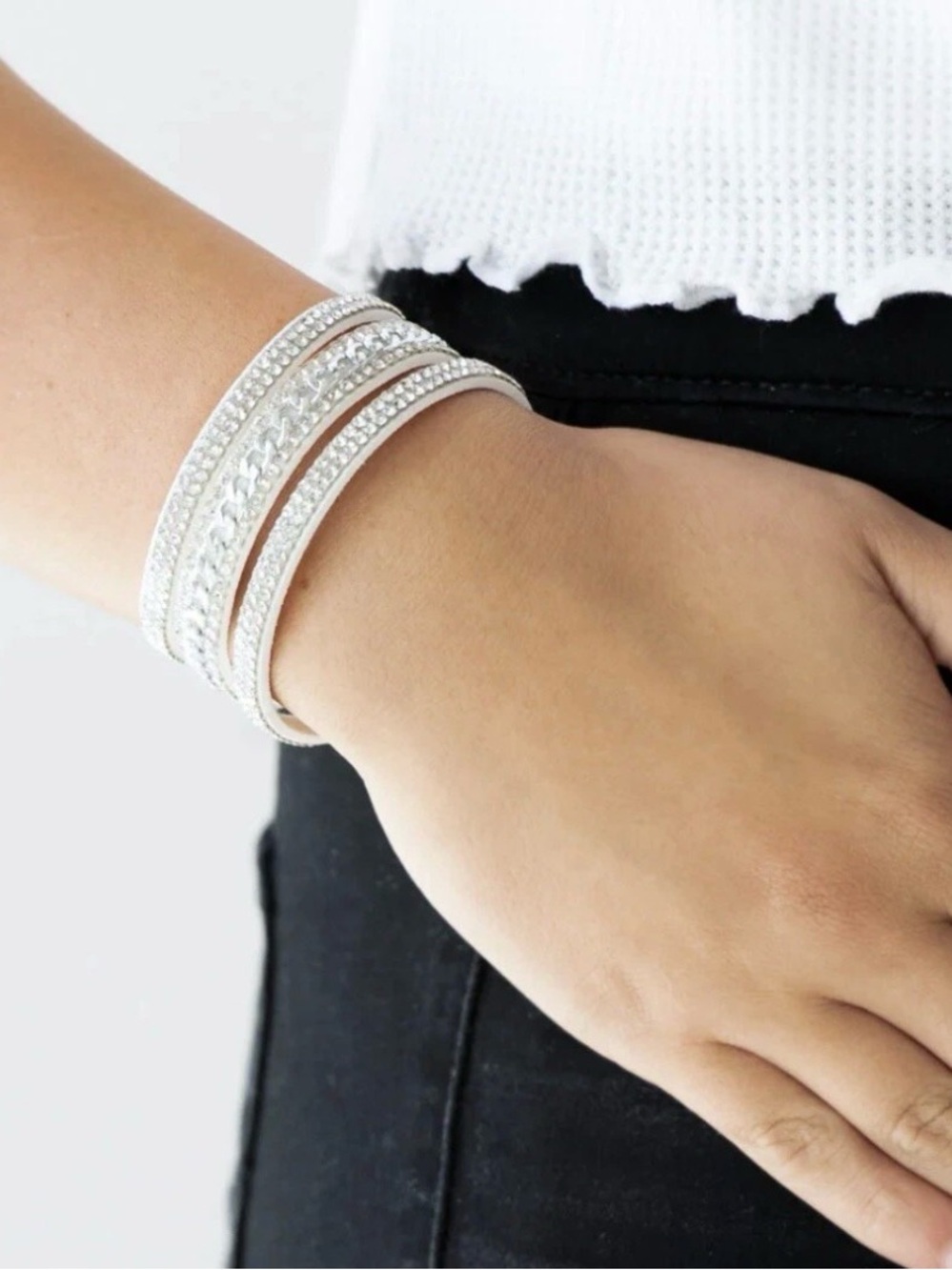 Paparazzi Rollin’ In Rhinestones White Snap Wrap Bracelet Lead Nickel Free